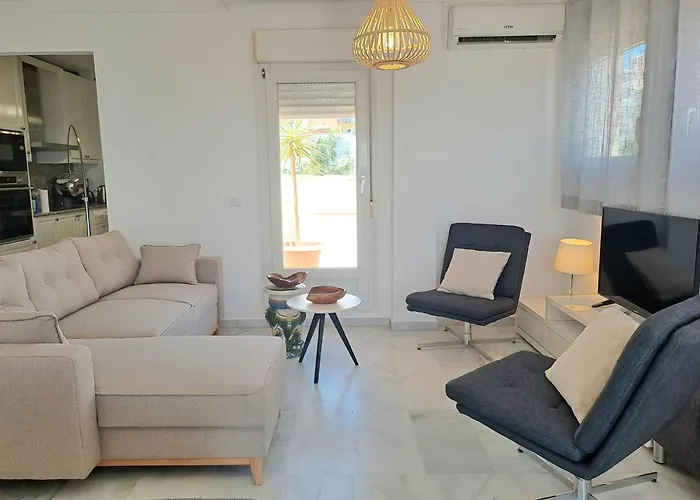 Noctua Estepona Puerto 021