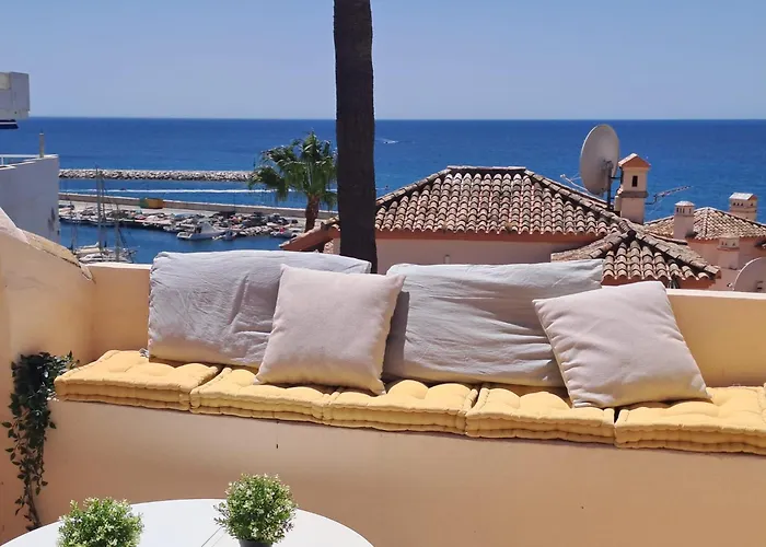Noctua Estepona Puerto 021